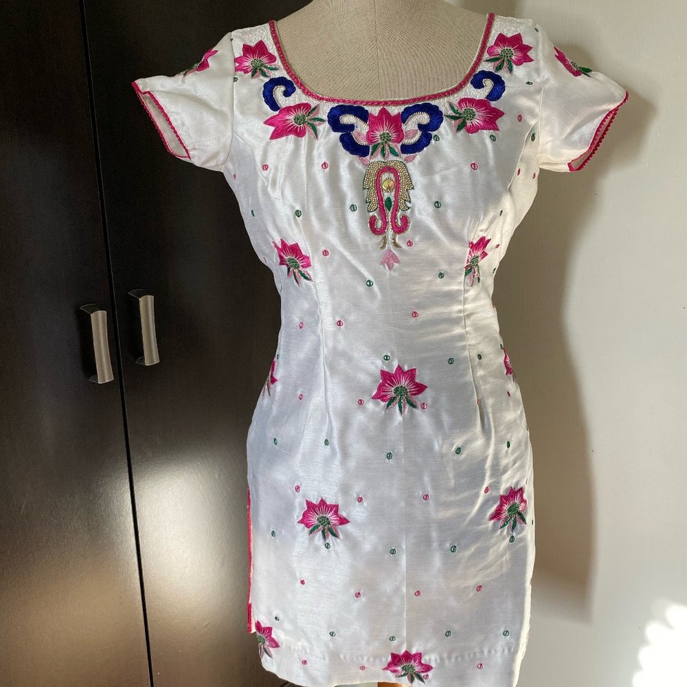 Indian/ Pakistani Kameez